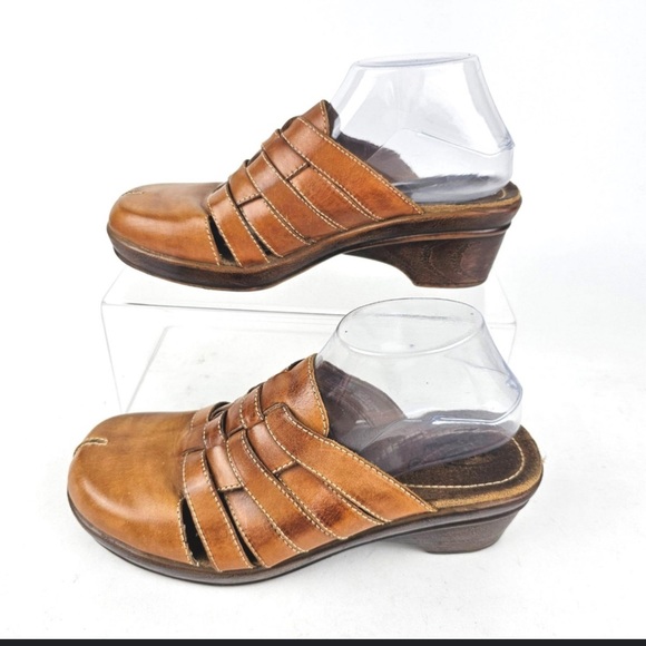 Dr. Scholl’s Brenna Women's Clog - Picture 2 of 8